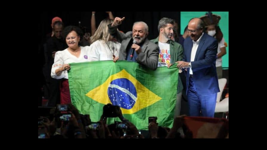 Lula mantiene la ventaja en intención de voto para las elecciones en Brasil