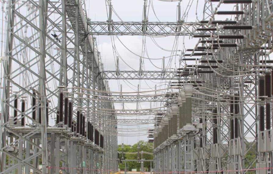 Abinader: se necesitan US$1,200 millones para sistema de distribución eléctrica