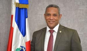 El PRM designa a Franklin Romero como vocero en el Senado