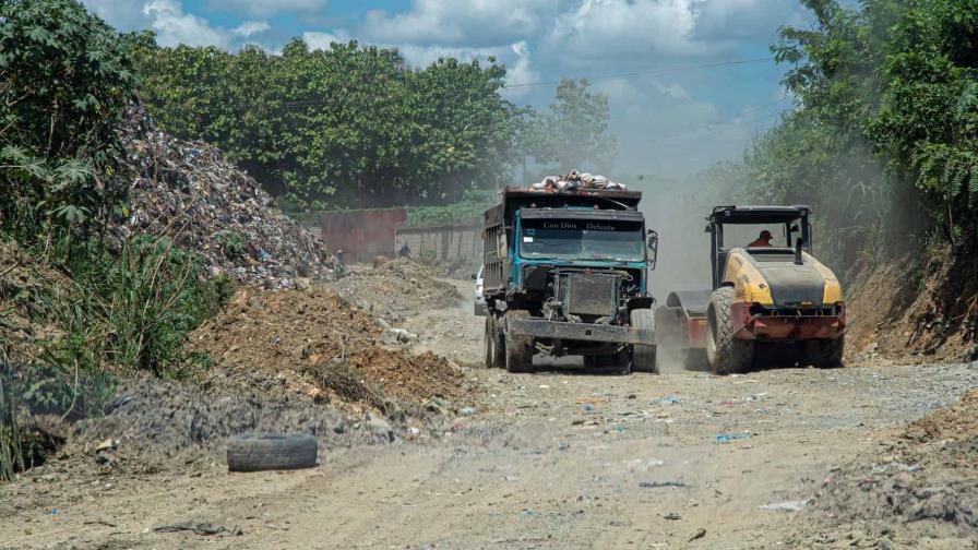Disminución de las lluvias, mejora los accesos al vertedero de Duquesa