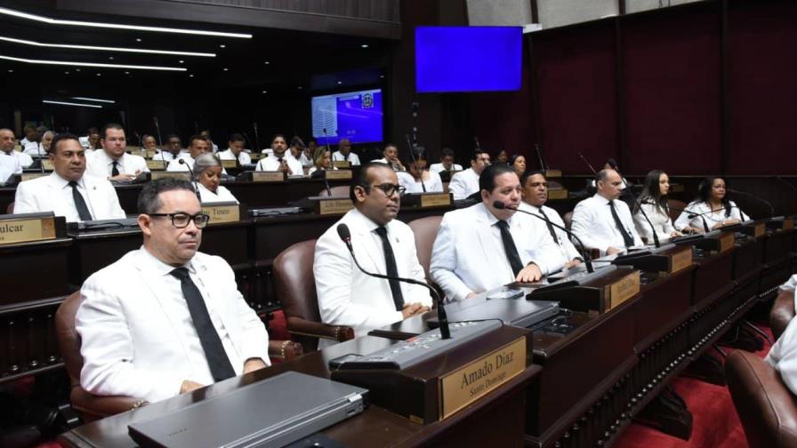 Cámara de Diputados suspende sesión por muerte del hijo de diputado Darío Zapata