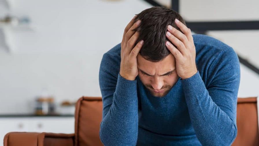 Las personas con COVID pueden tener problemas neurológicos, sugiere estudio