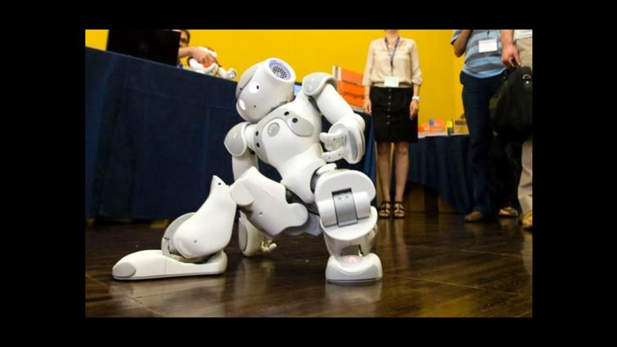 Google muestra robots capaces de comprender órdenes y servir a sus dueños