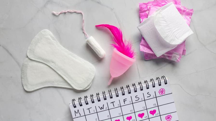 ¿Qué hacer si mi hija ya está grande y no le he hablado de la menstruación?