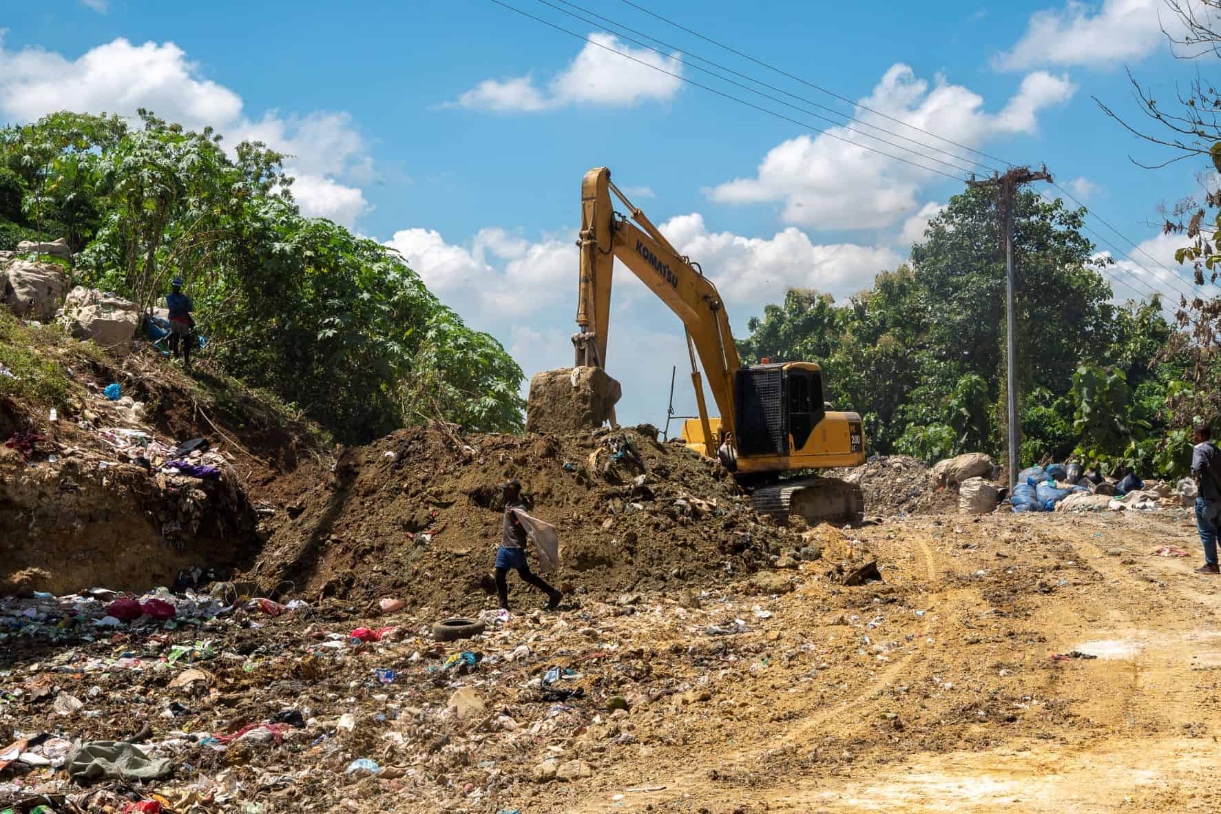 Equipos pesados habilitan la carretera del Higuero&nbsp;