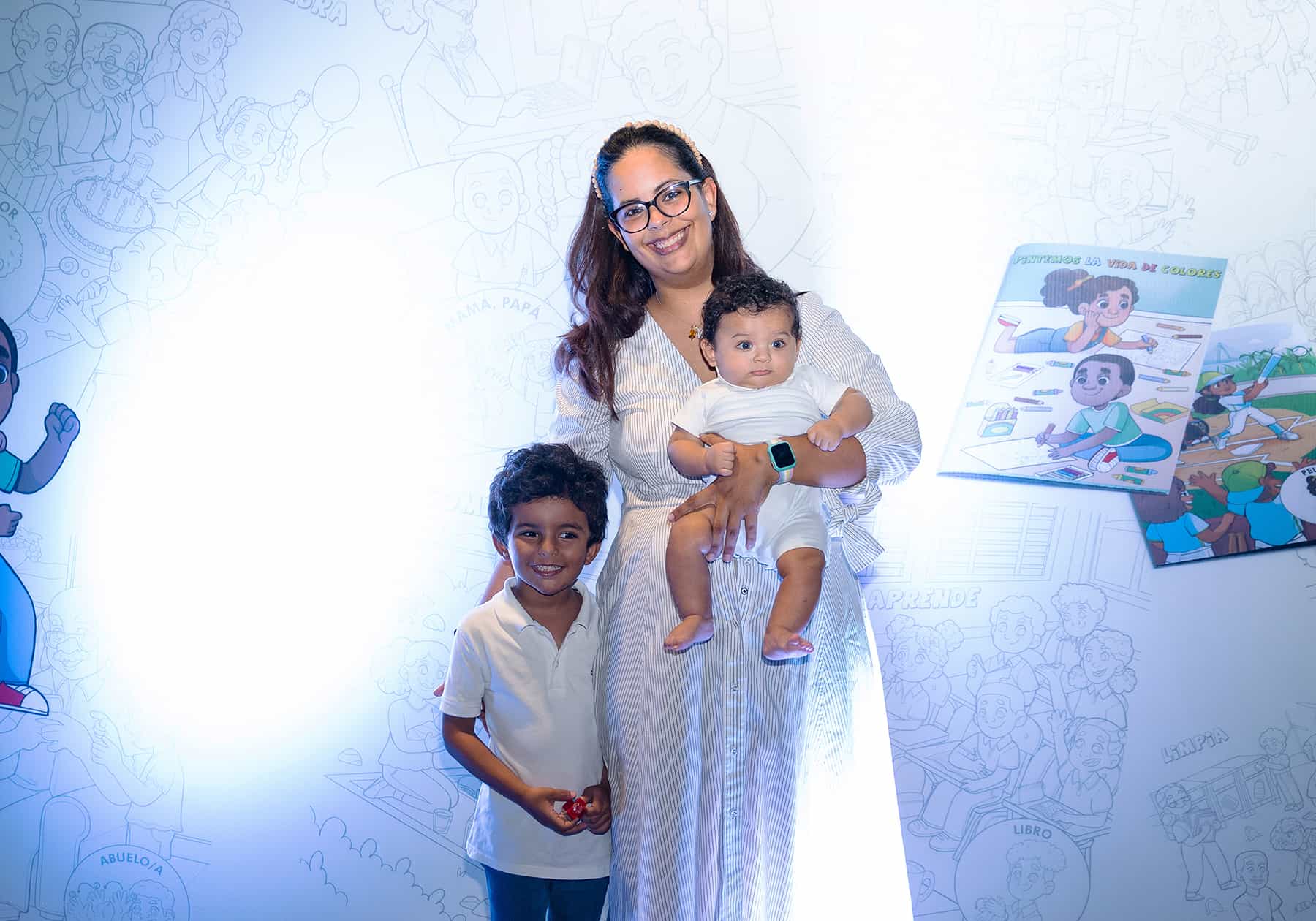 Ámbar Luna, Matteo y Milán Ordoñez.