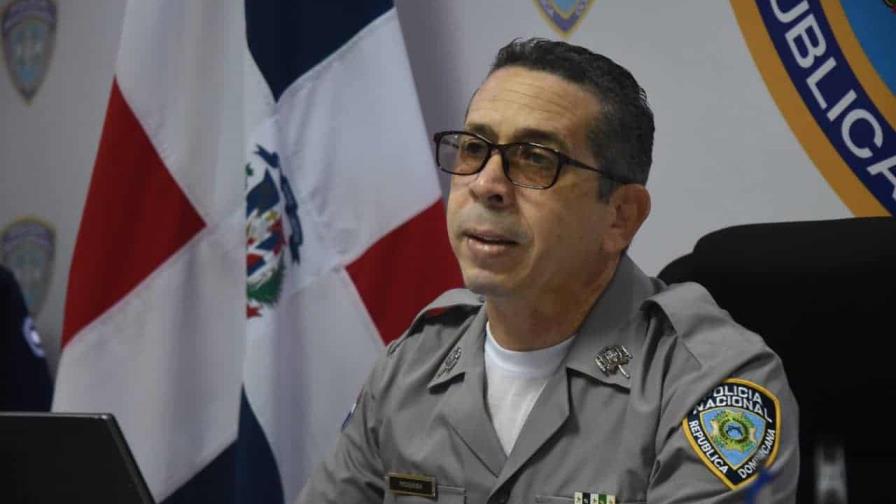 Policía persigue a las jóvenes que intentaron asaltar taxista a punta de cuchillo Policía persigue a las jóvenes que intentaron asaltar taxista a punta de cuchillo