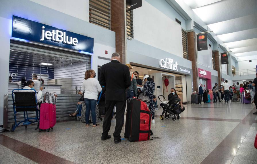 Adoptan nuevo protocolo para el uso de sillas de ruedas en el aeropuerto Las Américas