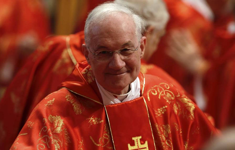 Vaticano suspende causa contra cardenal acusado en Canadá
