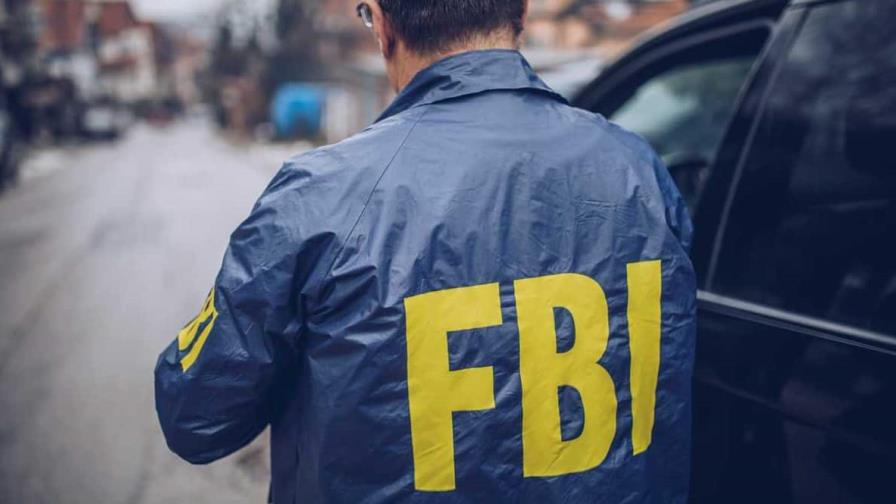 Otrora odiado por la izquierda, el FBI devino en demonio de los conservadores de EEUU