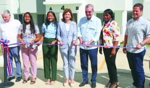 Presidente Abinader entrega varias obras de infraestructura en Santiago