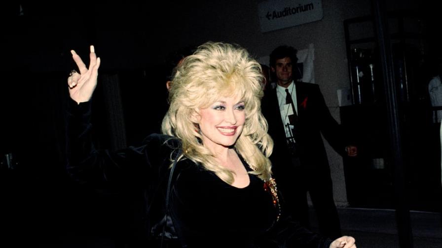 Dolly Parton da detalles de su nueva montaña rusa Dolly Parton da detalles de su nueva montaña rusa