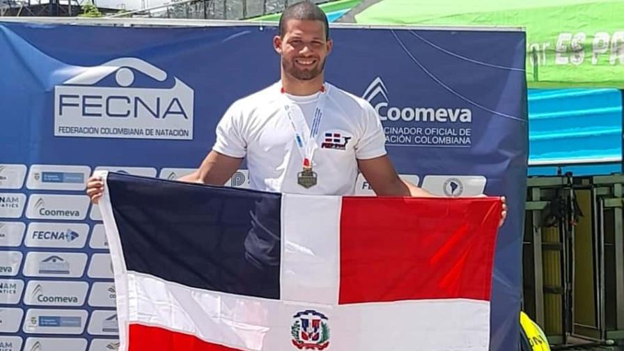 Dominicano Gómez consigue bronce en natación en Colombia Dominicano Gómez consigue bronce en natación en Colombia