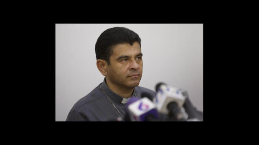 Imponen arresto domiciliario a obispo crítico de  Daniel Ortega