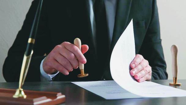 Lío entre notarios por decisión de la Suprema Corte de Justicia