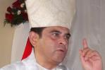 Policía de Nicaragua arresta a obispo y otros sacerdotes Policía de Nicaragua arresta a obispo y otros sacerdotes