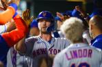 Alonso llega a 30 jonrones y Marte se roba ele plato; Mets derrotan a Filis