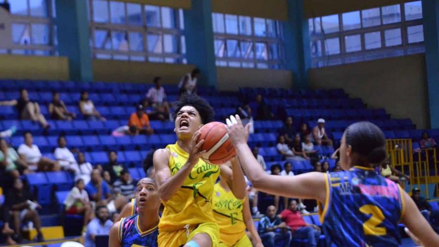 San Carlos derrotó al Mauricio Báez en el distrital femenino