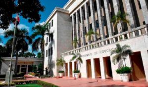 Estudiantes y profesores de escuela en Cenoví resultaron intoxicados por fumigación de finca