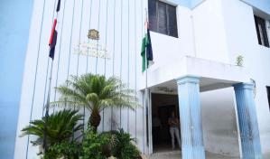 Familia que regresaba de EEUU fue despojada de 15 mil dólares durante asalto en La Vega