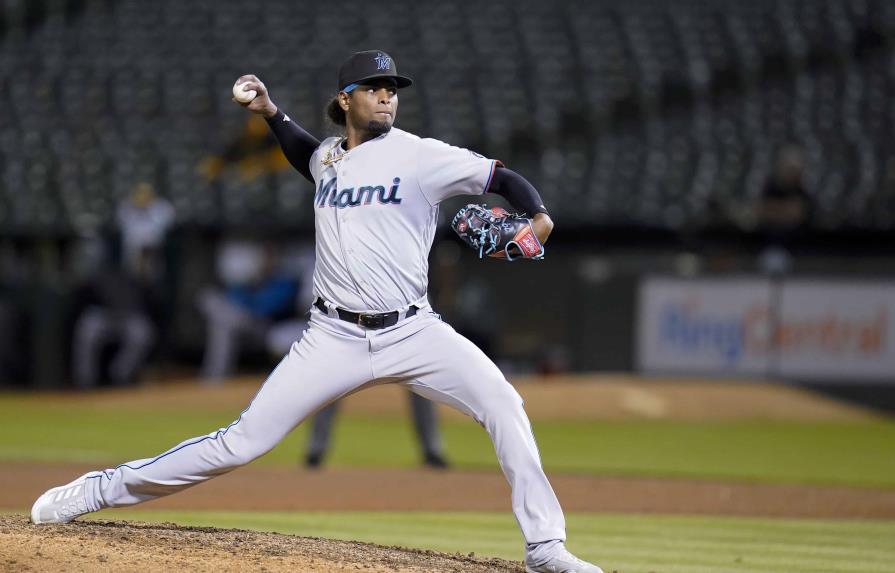 VIDEO | Dominicano Cabrera domina y Marlins blanquean a Atléticos 