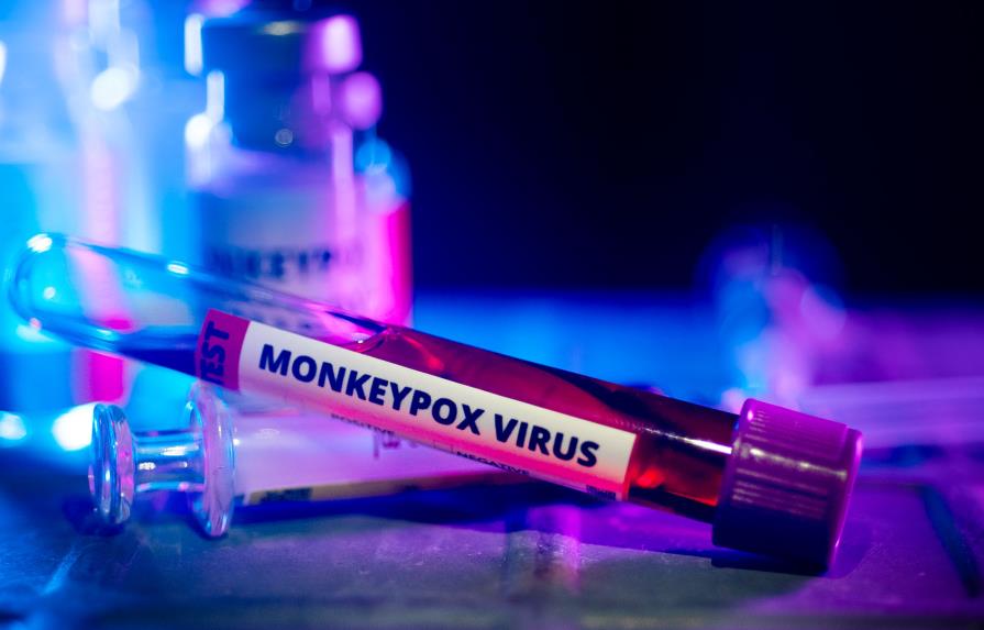 Expertos británicos presentan ensayo de tratamiento para la viruela del mono