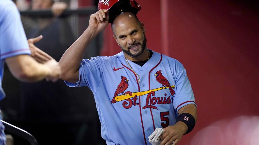 Albert Pujols nos tiene a todos pujando el jonrón 700