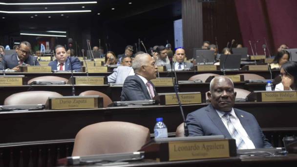 Diputados aprueban proyecto que busca sea permanente apoyo económico a grandes deportistas