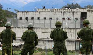 Unos 11,000 presos de Ecuador se identifican con alguna banda criminal