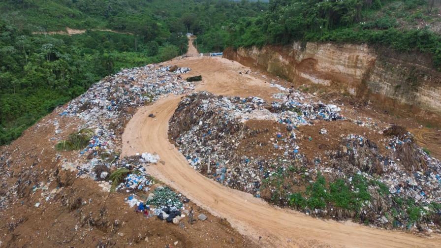 Vertederos de Las Terrenas, Samaná y Haina: a un año de intervención