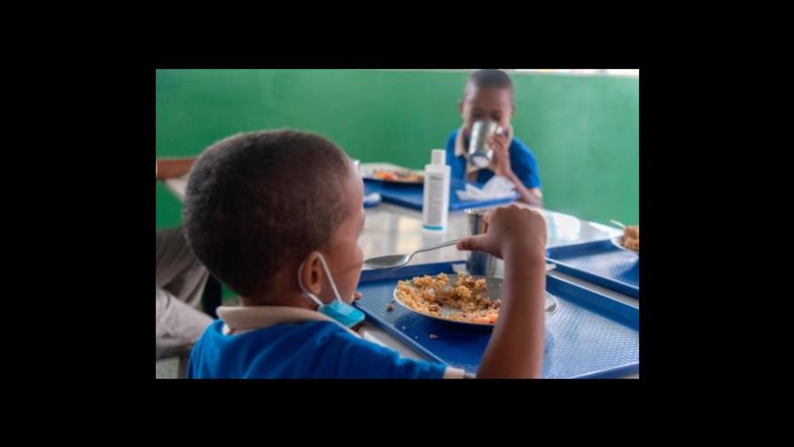 Suplidores impugnan adjudicación del almuerzo escolar del Inabie