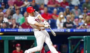 Realmuto batea jonrón; Filis se imponen a Rojos