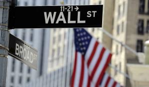 Wall Street corta racha de bajas con ligera subida