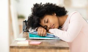 ¿Cómo arreglar tu horario nocturno para el regreso a clases?