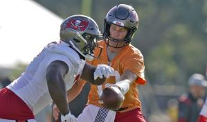 Brady y Buccaneers, motivados por tareas pendientes