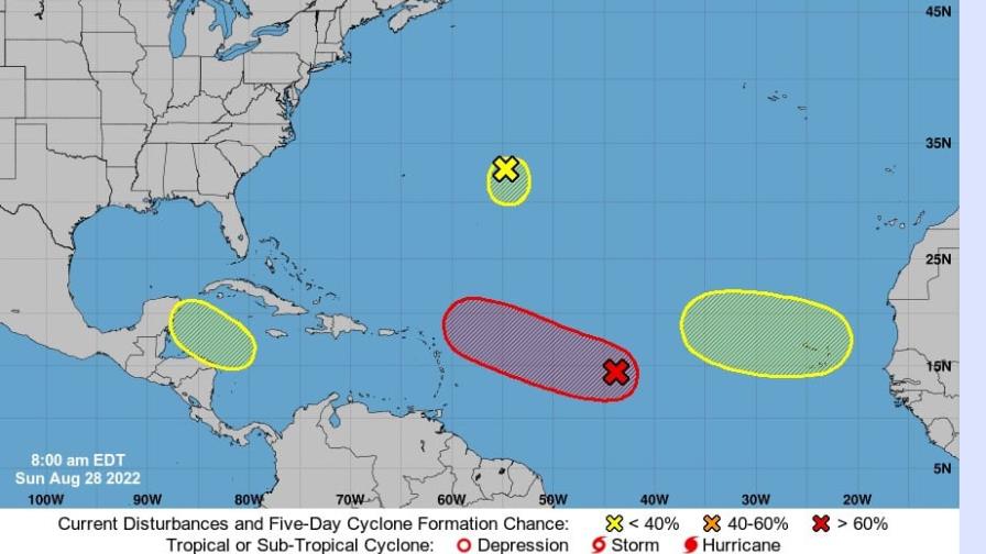 Área de baja presión en el Atlántico central podría convertirse en depresión