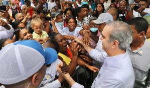 Abinader afirma jornadas “Primero Tú”  es el canal de ayudas para los más necesitados