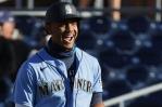 El exitoso contrato del dominicano J-Rod con Marineros es apropiadamente único El exitoso contrato del dominicano J-Rod con Marineros es apropiadamente único