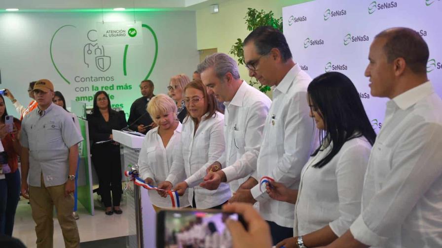 Luis Abinader inaugura oficina de SeNaSa en San Juan de la Maguana Luis Abinader inaugura oficina de SeNaSa en San Juan de la Maguana