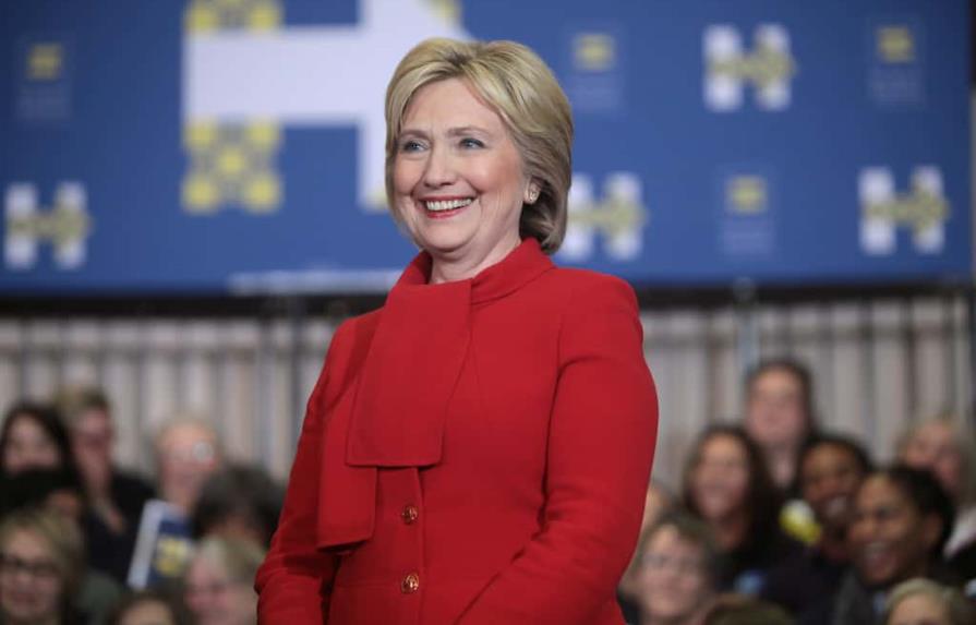 ¡Sigue bailando!, Hillary Clinton a la primera ministra de Finlandia tras polémica por irse de fiesta
