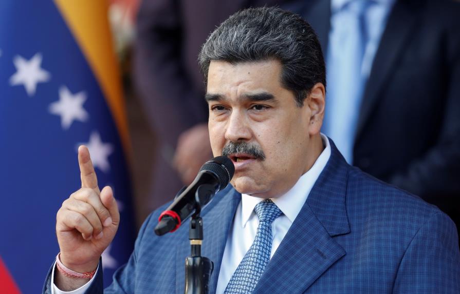 Presidente Maduro manifiesta su absoluta solidaridad a Cristina Fernández