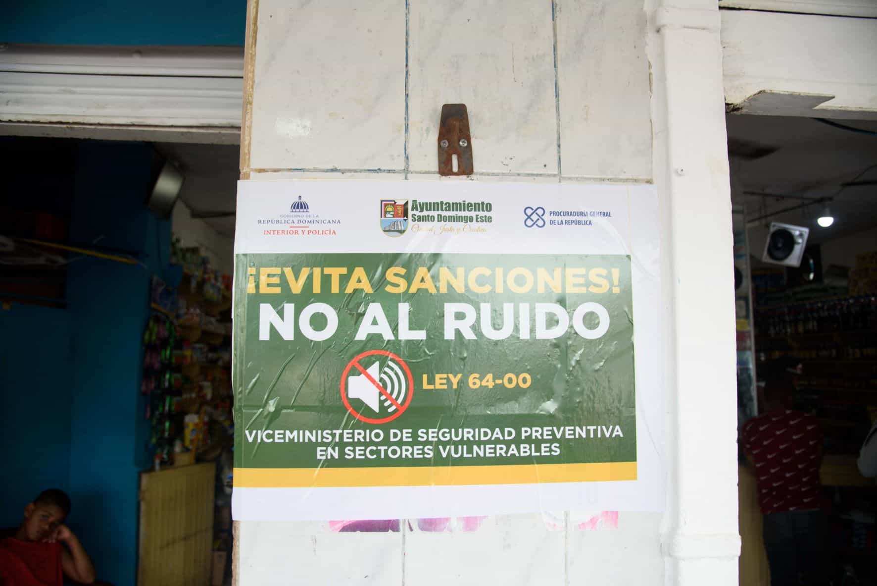 El letrero de orientación