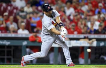 Pujols ha conectado jonrones ante 450 pitchers, nuevo récord