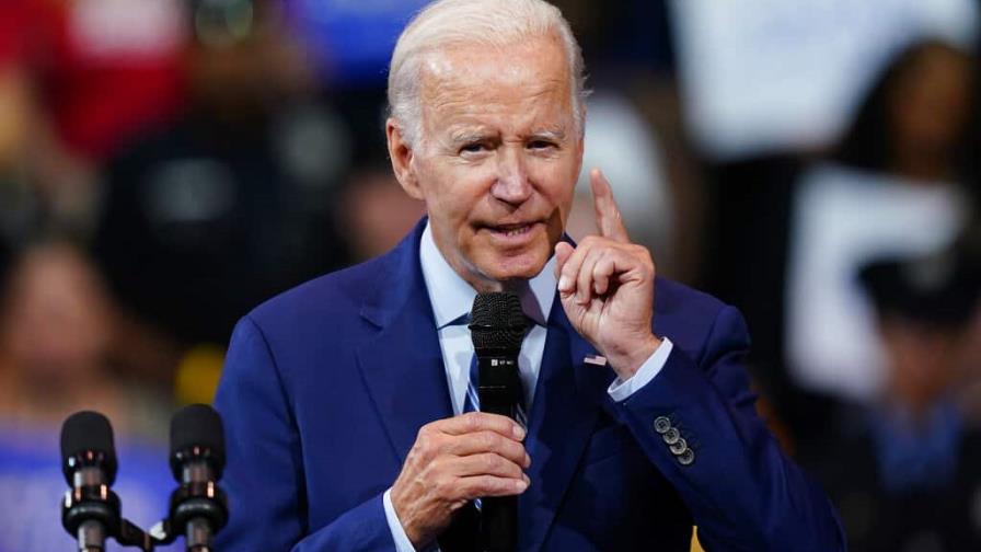 Biden considera repugnantes los ataques de republicanos al FBI