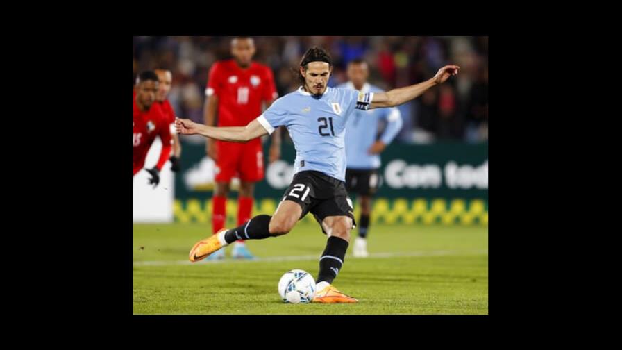 Goleador Edinson Cavani renuncia a selección de Uruguay en la previa de la Copa América