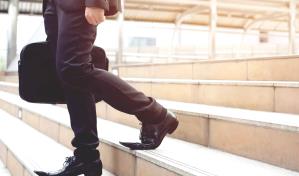 Renuncias silenciosas: Crece entre los empleados de EEUU el rechazo a la conexión permanente