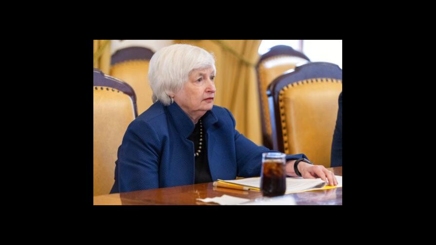 Janet Yellen apremia a poner límite a precios del petróleo ruso