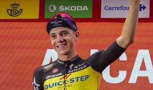 Evenepoel sigue l&iacute;der, Groves gana 11ma etapa de la Vuelta