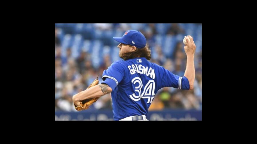 Teoscar y Guerrero Jr., aportan jonrones a triunfo de los Azulejos sobre Cachorros