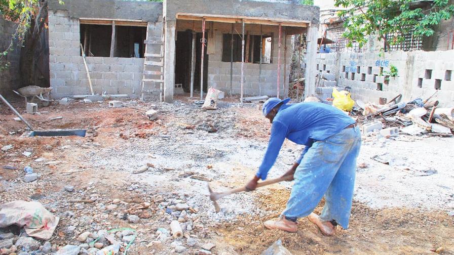 El 82.7 % de las casas en construcción del Gran Santo Domingo están paralizadas